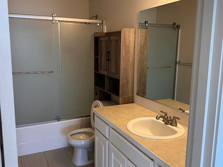 Upstairs Bathroom