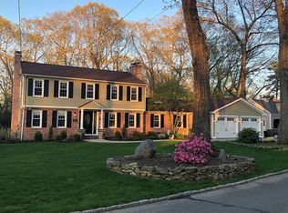 316 Crestwood Rd, Warwick, RI 02886