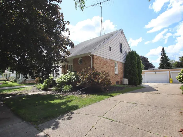 364 E 9th St, Fond Du Lac, WI 54935