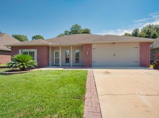 4586 Hermosa Rd, Crestview, FL 32539