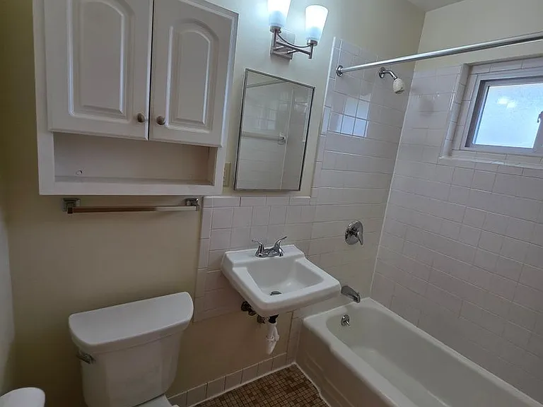 3127 S 66th St — Photo 5