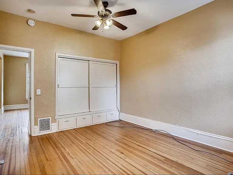 1707 Vine St — Photo 7