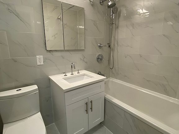 5th image of 305 E 86th St #4HE