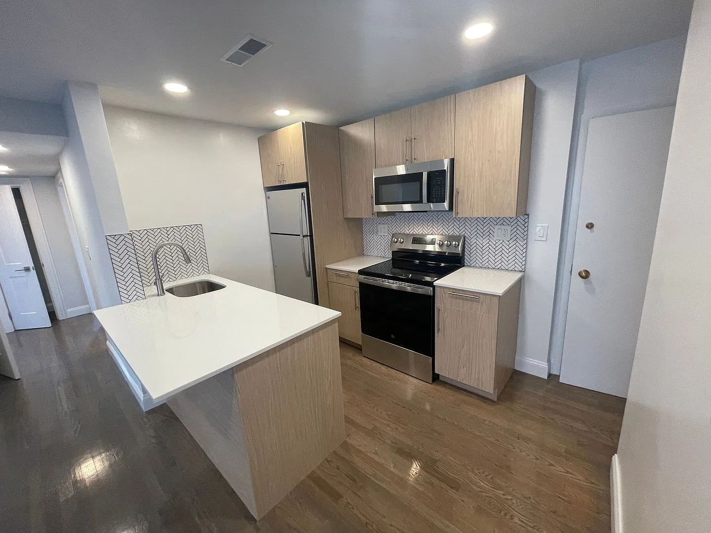 2-bed + 2-bath Brookline Luxury Condo — Photo 1