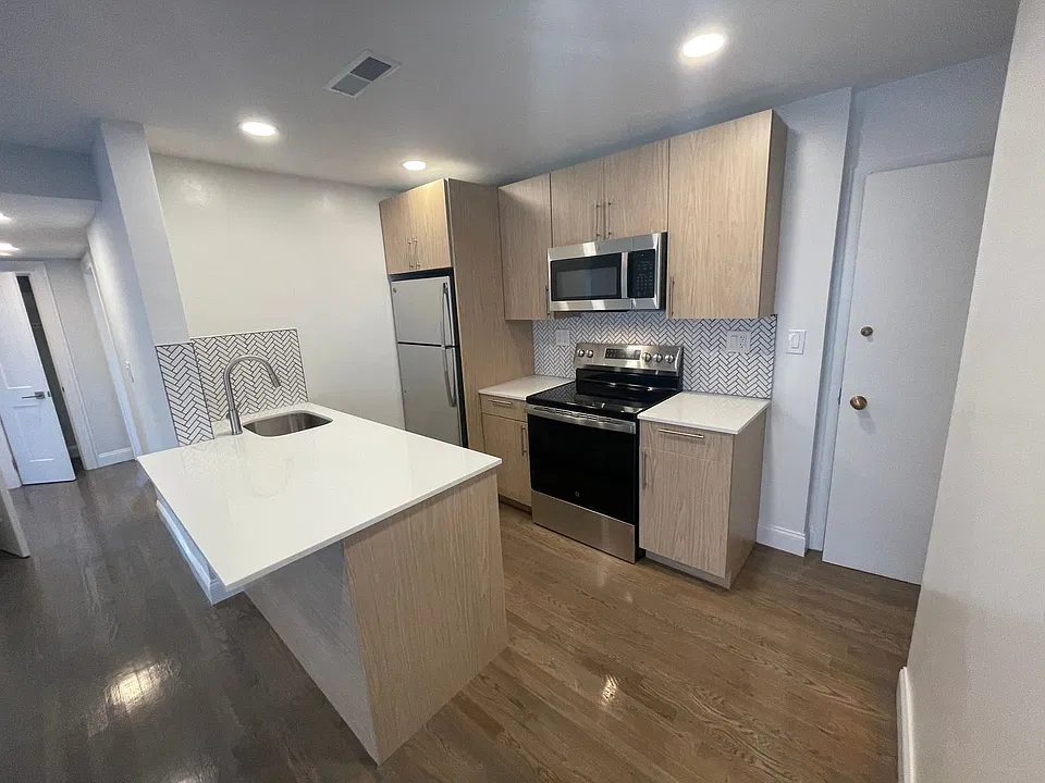 320 Hammond Pond Pkwy #230