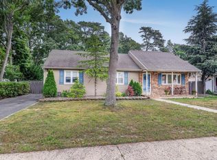 572 Baxter St, Brick, NJ 08723