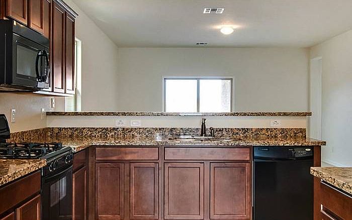 2nd image of 42506 W Arvada Ln
