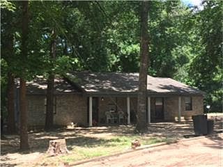 3rd image of 114A Woodland Cir