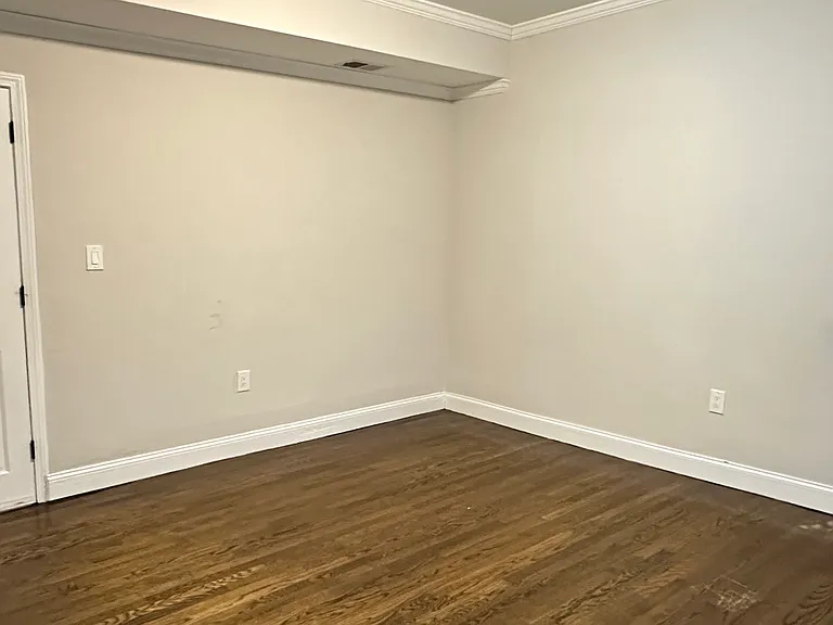 3110 Washington St #3 — Photo 6