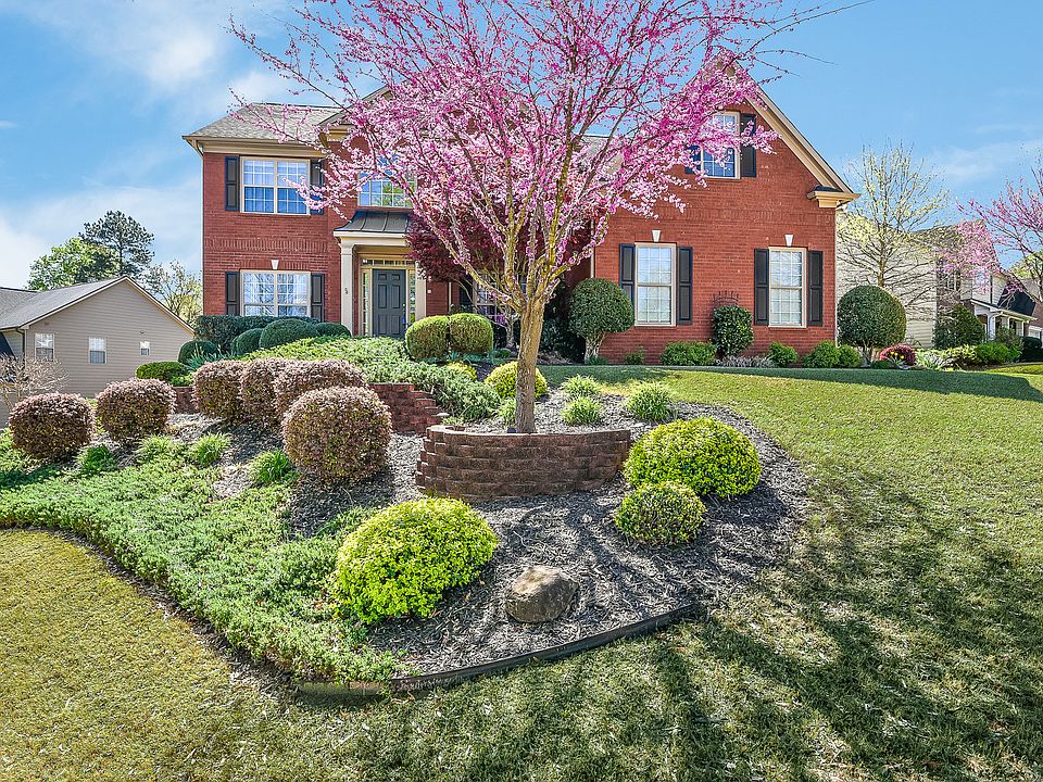 1st image of 116 Serenade Ln