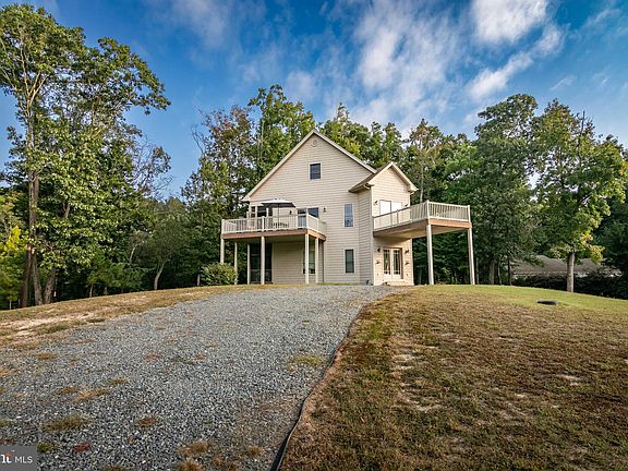 2nd image of 14746 Woodland Dr