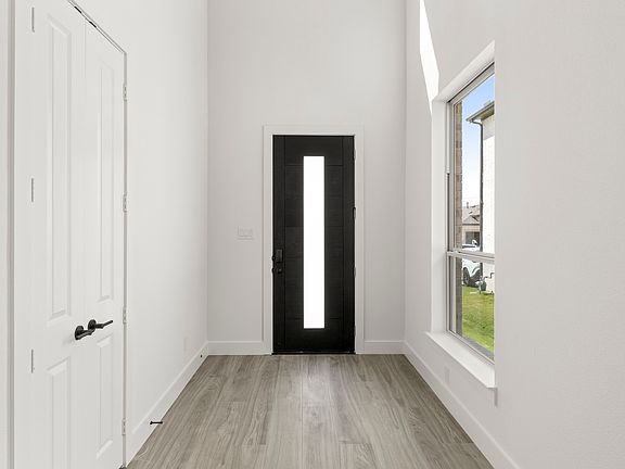 2nd image of 608 Wilderness Point