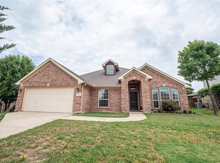 922 Randall Rd, Weatherford, TX 76087