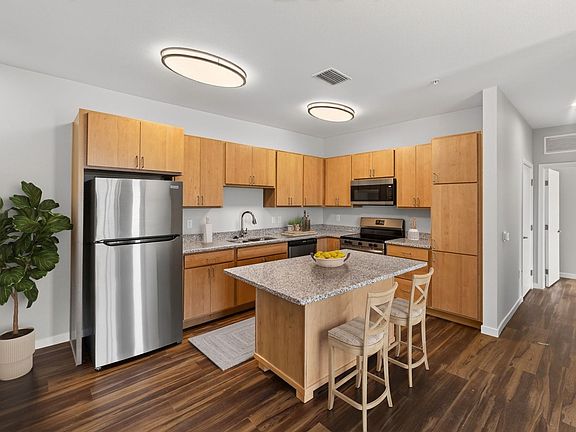 4th image of 1130 Spring Ln #11205