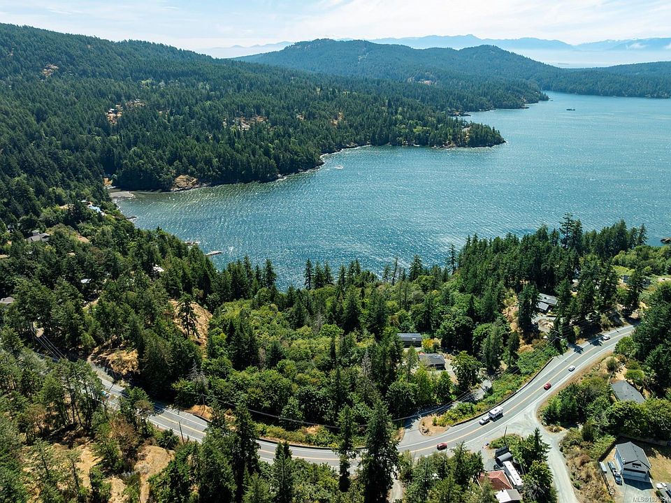 1st image of 5211 Sooke Rd
