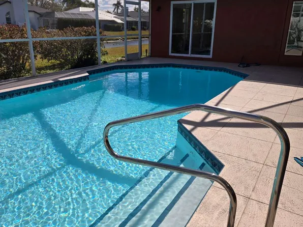 4699 Spring Meadow Ln, Sarasota, FL 34233