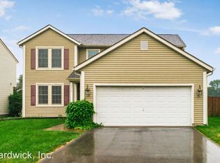 4018 Walnut Crossing Dr, Groveport, OH 43125