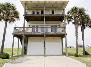 18818 Shaman Dr, Galveston, TX 77554