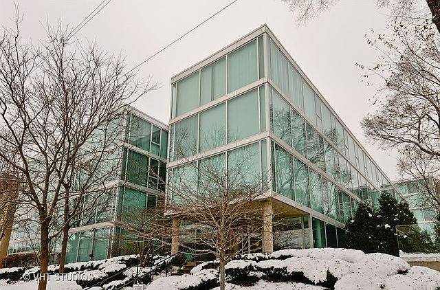 1st image of 3120 S Indiana Ave Unit 202