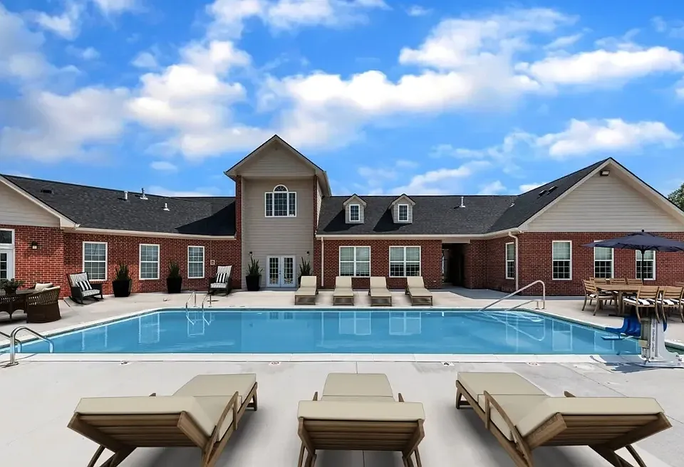 The Larchmont Estates