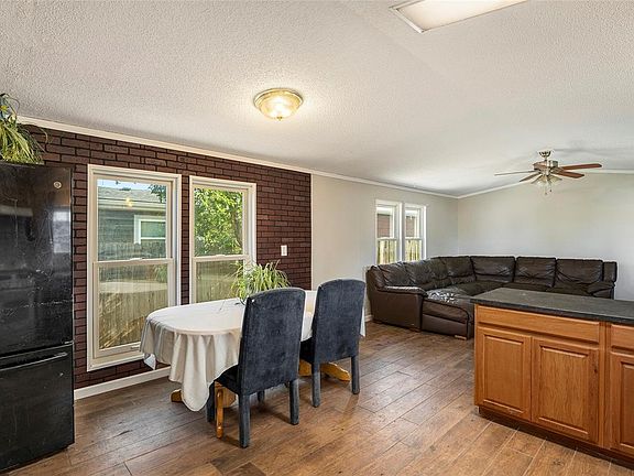 2nd image of 204 Zante Street