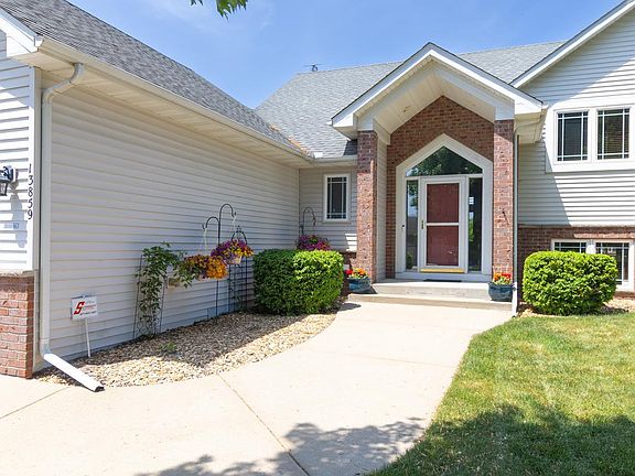 3rd image of 13859 Birchwood Ave