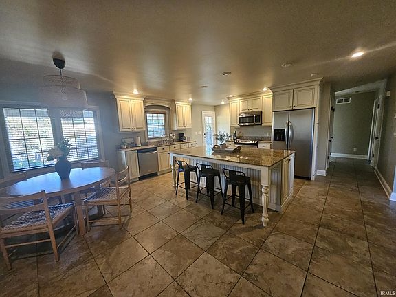 4th image of 10788 State St #662