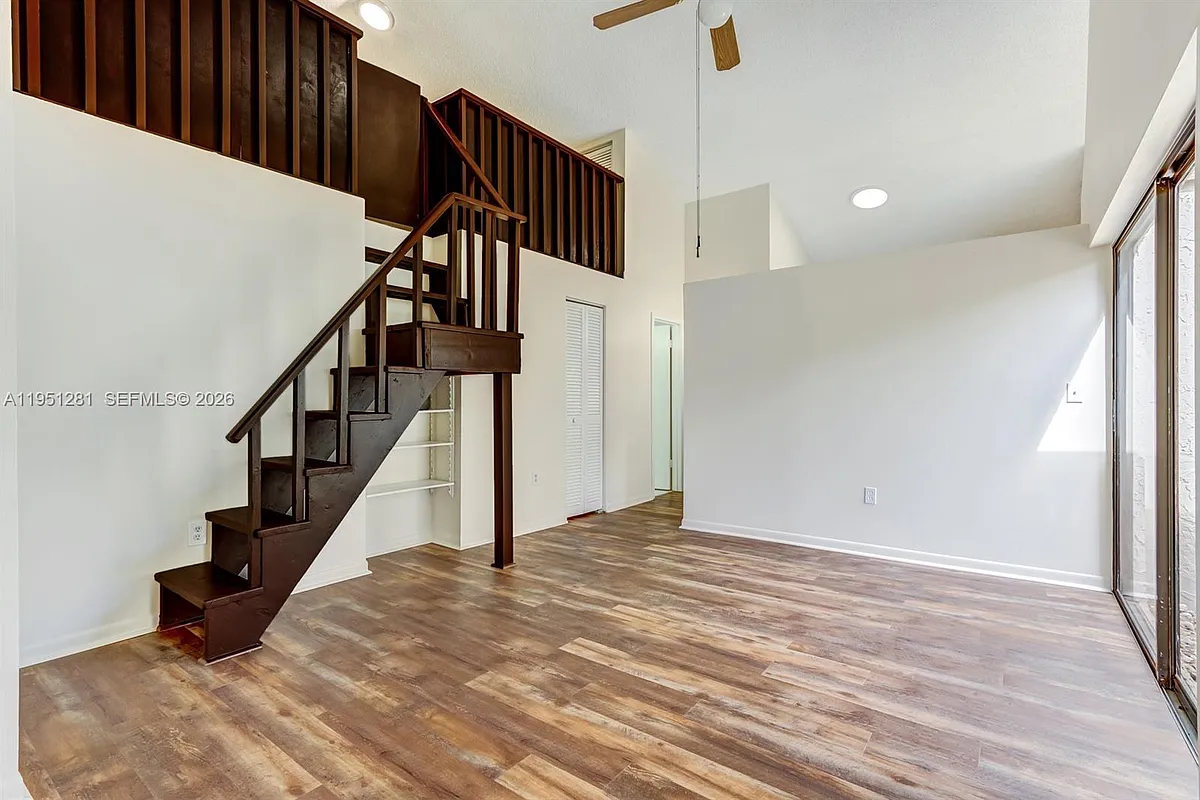 Building Photo - 7528 SW 95th Pl