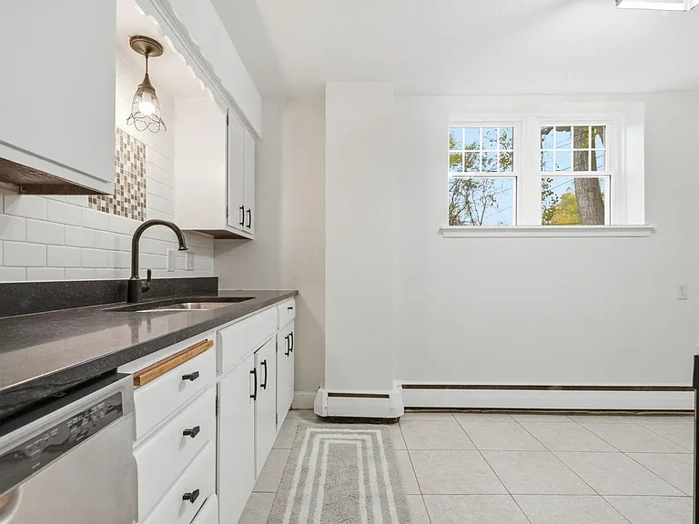 1439 McAfee St #1 — Photo 6