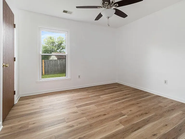 1541 Summa Meadow Dr — Photo 10