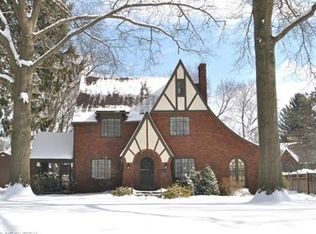 607 Ridgecrest Rd, Akron, OH 44303