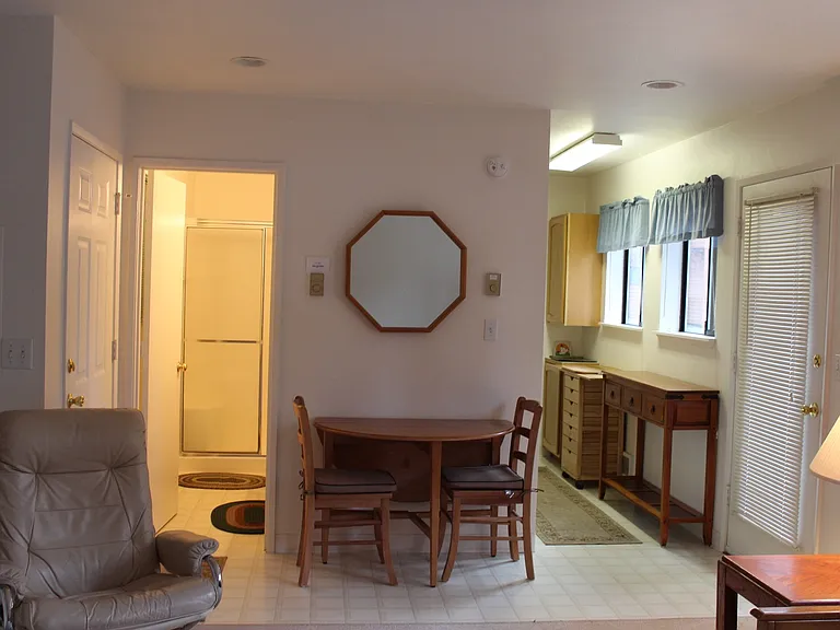 56856 Enterprise Dr — Photo 5