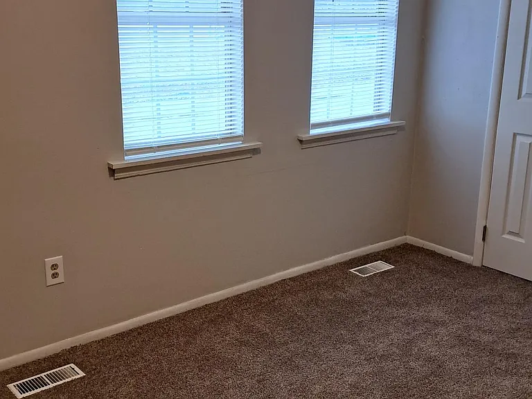 1802 Winston St #B — Photo 18
