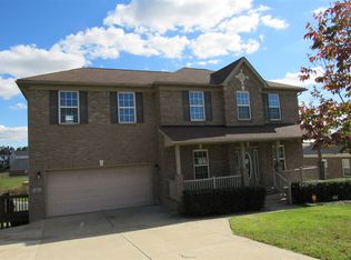 402 Cabernet Dr, Vine Grove, KY 40175