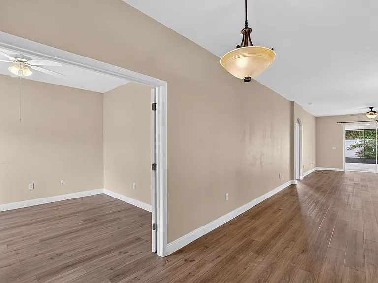 5605 Hawklake Rd — Photo 7
