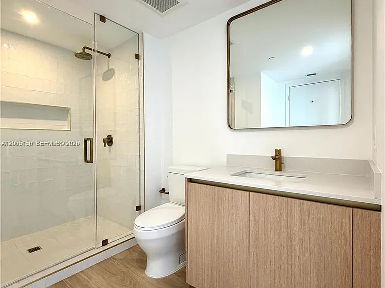 90 NE 32nd St #712 — Photo 13