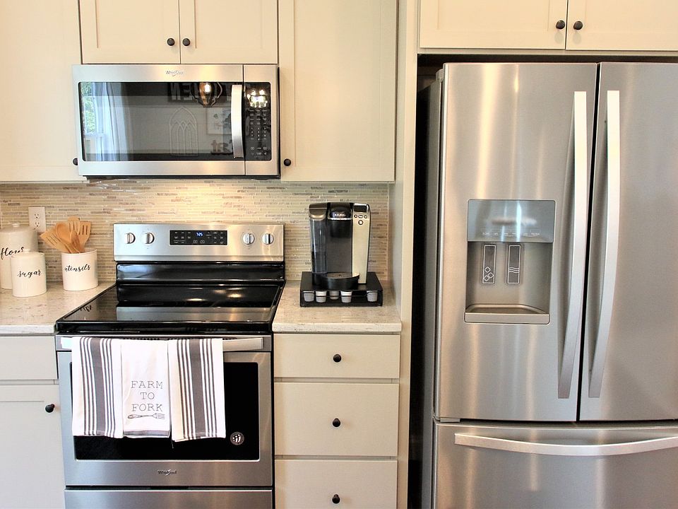 Litchfield II Plan, McCauley Crossing Towns, Bunker Hill, WV 25413 Zillow