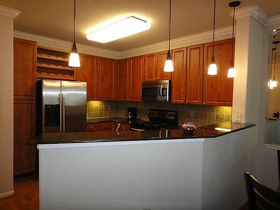 3rd image of 1711 Old Spanish Trl APT 306
