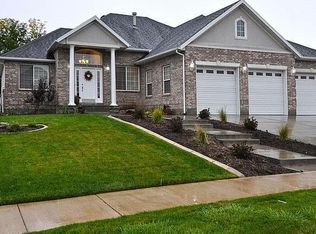 1407 W Stone Ridge Ln, Riverton, UT 84065