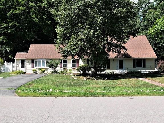 4th image of 22 Parlee Rd
