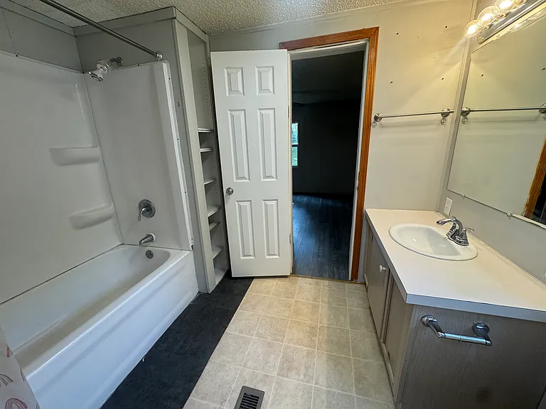 28896 Justice Rd — Photo 7