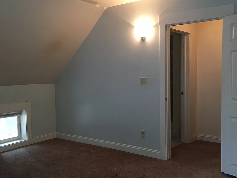 228 B St — Photo 17