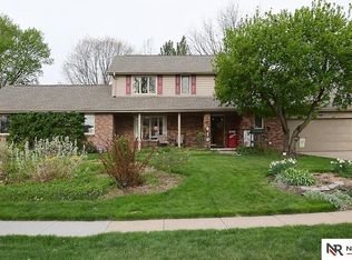 416 S 212th St, Elkhorn, NE 68022