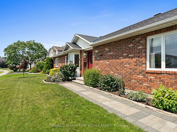 3rd image of 1170 Ambercrest St