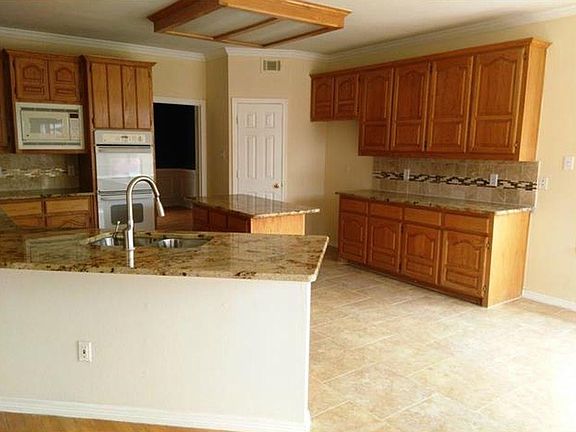 4th image of 3908 Hogan Manor Dr