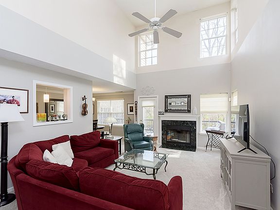4th image of 9369 Eden Woods Ct