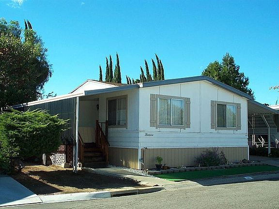 3rd image of 25 Bel Air Cir