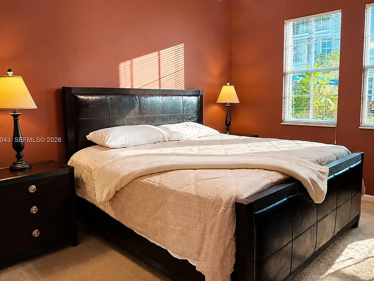 533 NE 3rd Ave #147 — Photo 5