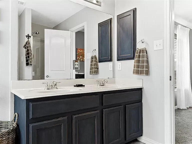 5105 Birchwood Dr — Photo 7
