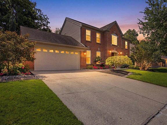 3rd image of 3471 Heathermoor Blvd